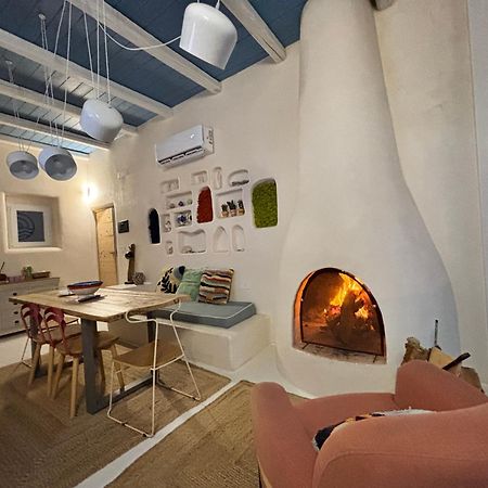 Casa Mediterranea Jacuzzi Riscaldata Con Caminetto Specchiolla Bagian luar foto