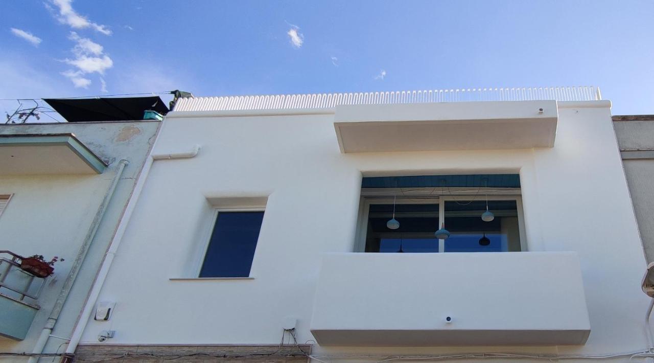 Casa Mediterranea Jacuzzi Riscaldata Con Caminetto Specchiolla Bagian luar foto