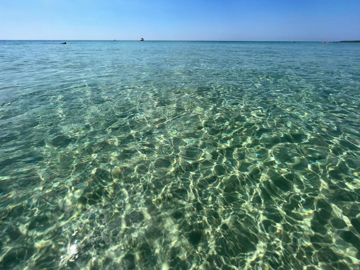 Casa Mediterranea Jacuzzi Riscaldata Con Caminetto Specchiolla Bagian luar foto